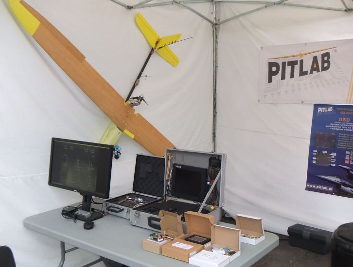 Now w Instutucie Lotnictwa - Pitlab